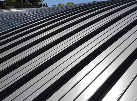 Why Go Light? The Ultimate Guide to Choosing Lightweight Roofing Solutions